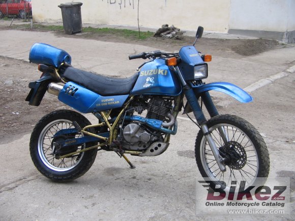 1985 Suzuki DR 600 S photo